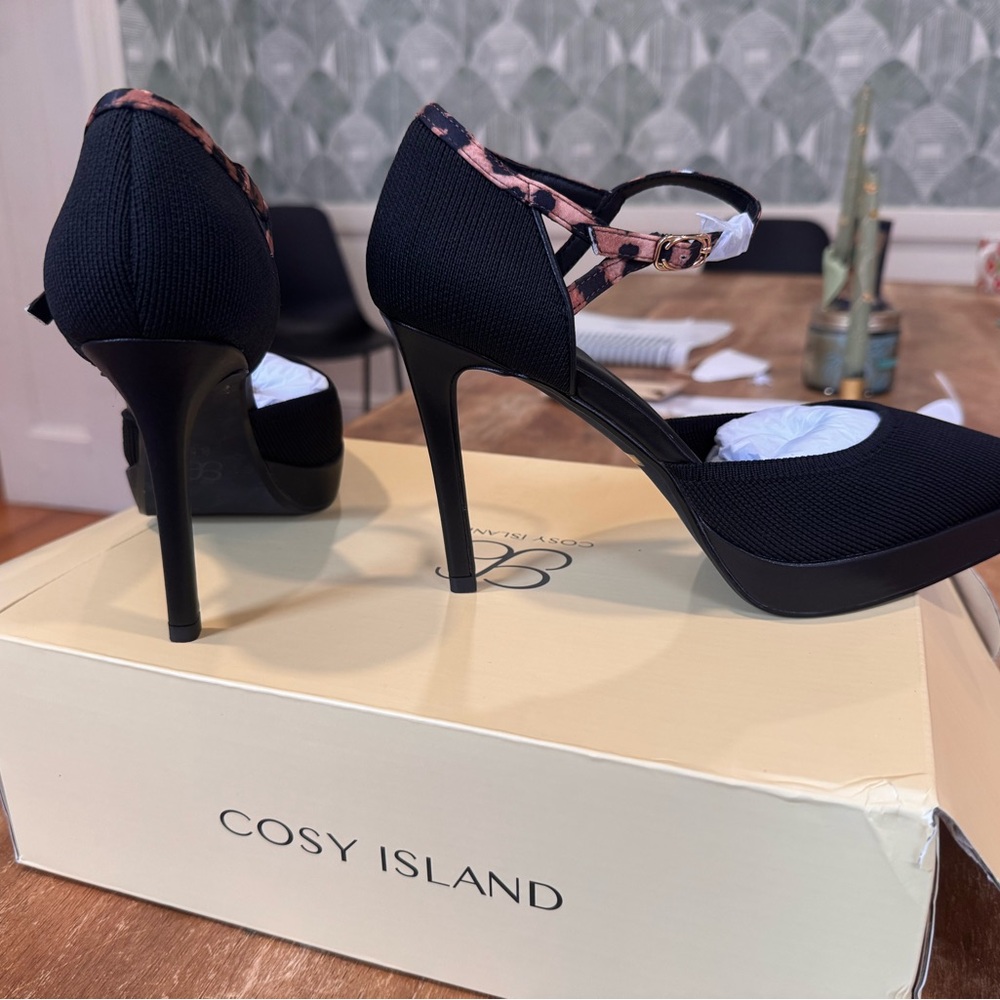 Cosy Island Spotlight Strapped Stiletto Pump